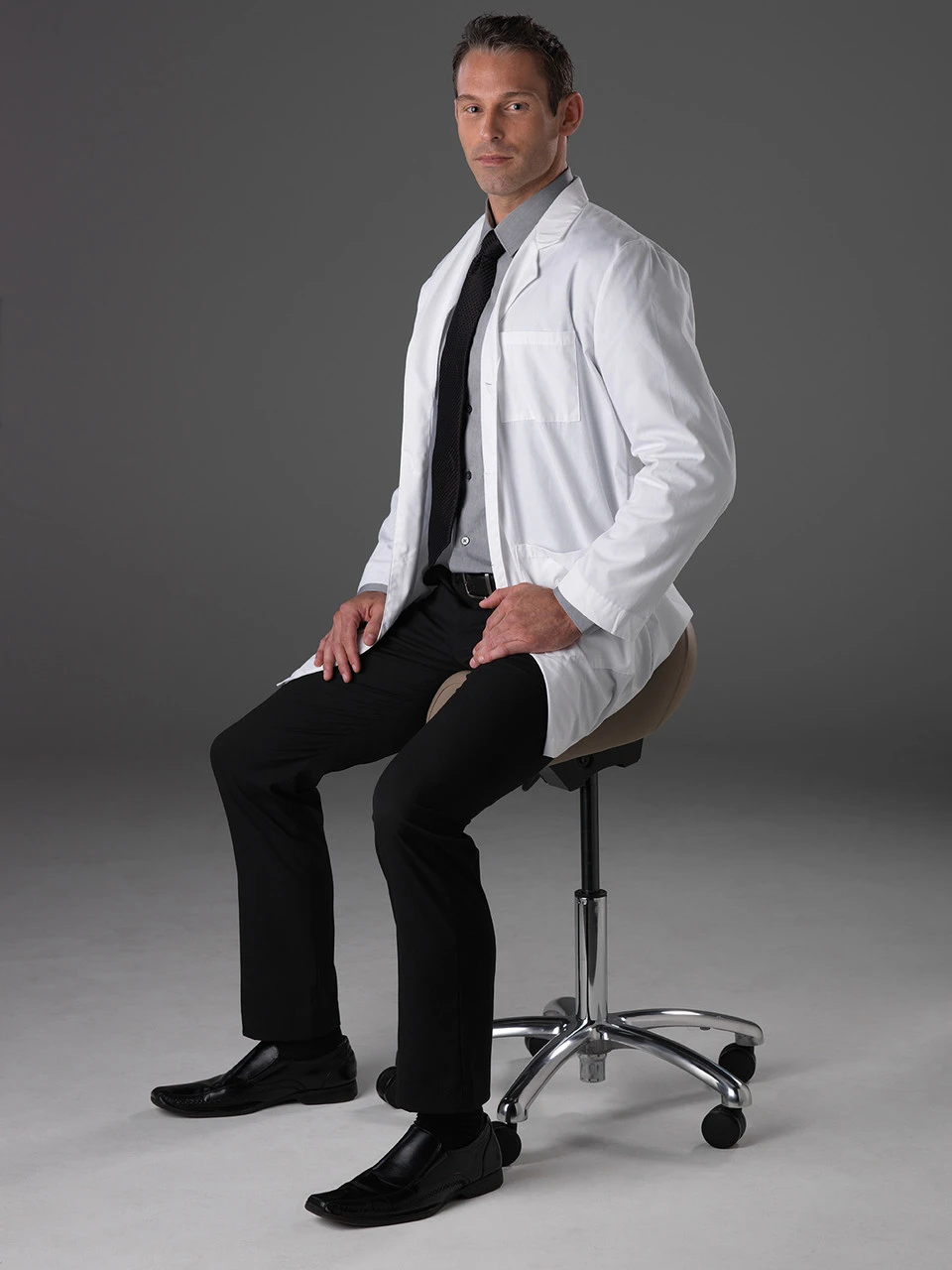 Bambach Classic Plus Ergonomic Saddle Stool With Backrest 9 Bambach Classic Plus Ergonomic Saddle Stool With Backrest - Image 7