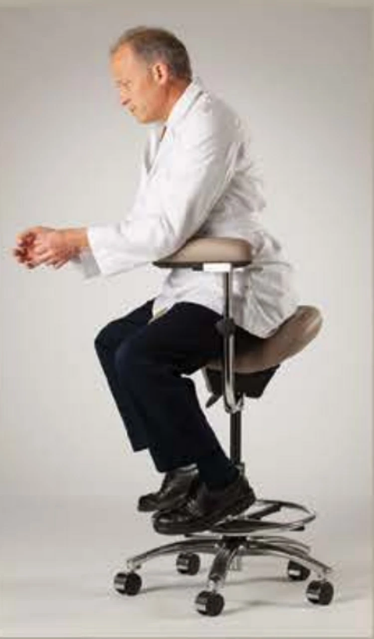 Bambach Classic Plus Ergonomic Saddle Stool With Backrest 11 Bambach Classic Plus Ergonomic Saddle Stool With Backrest - Image 9