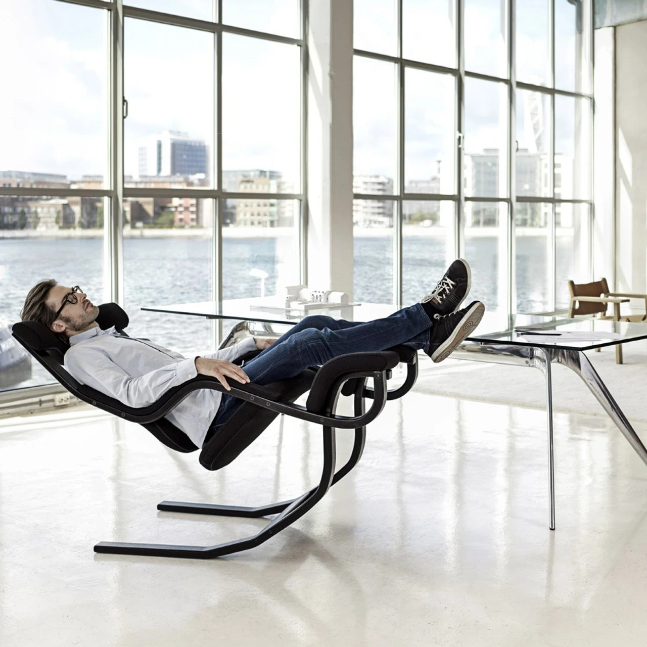 Varier Gravity Balans Recliner & Kneeling Chair 6 Varier Gravity Balans Recliner & Kneeling Chair - Image 4